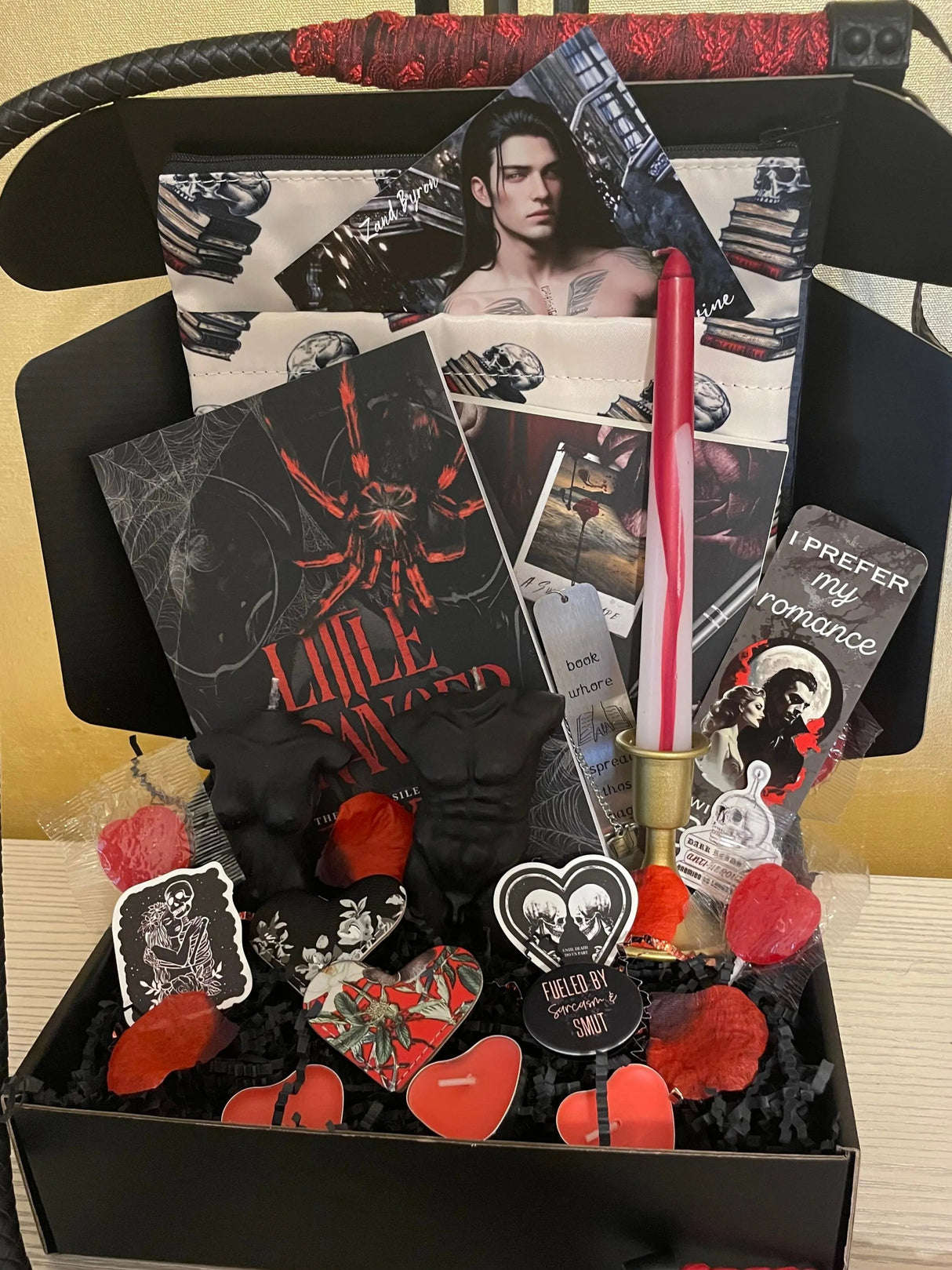 Horror Romance Crate: books + themed, custom merch, bookish accessories. Options at checkout. Subscribe & Save! Dark Romance Crates
