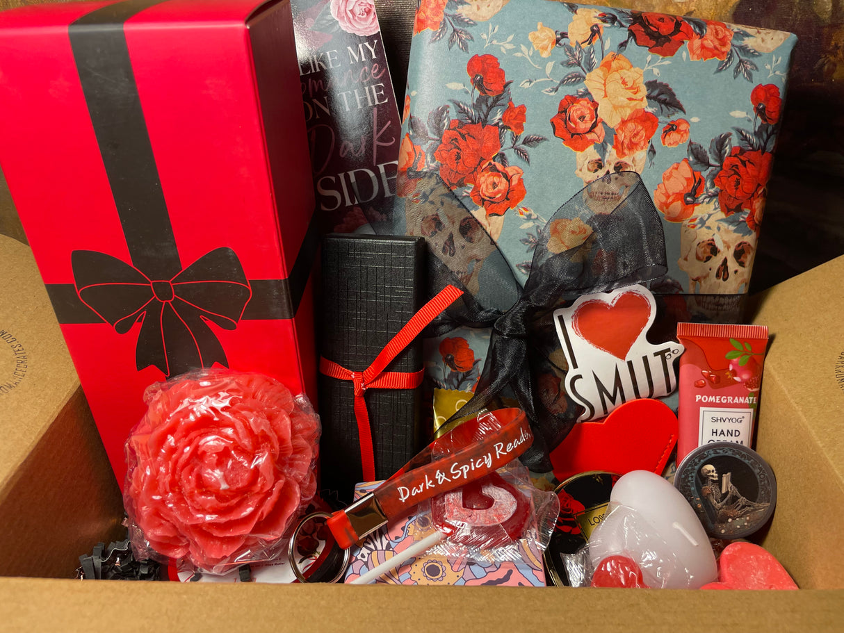 BDSM Dark Romance Box - Self or Couple (M+🫦) - Dark Romance Crates