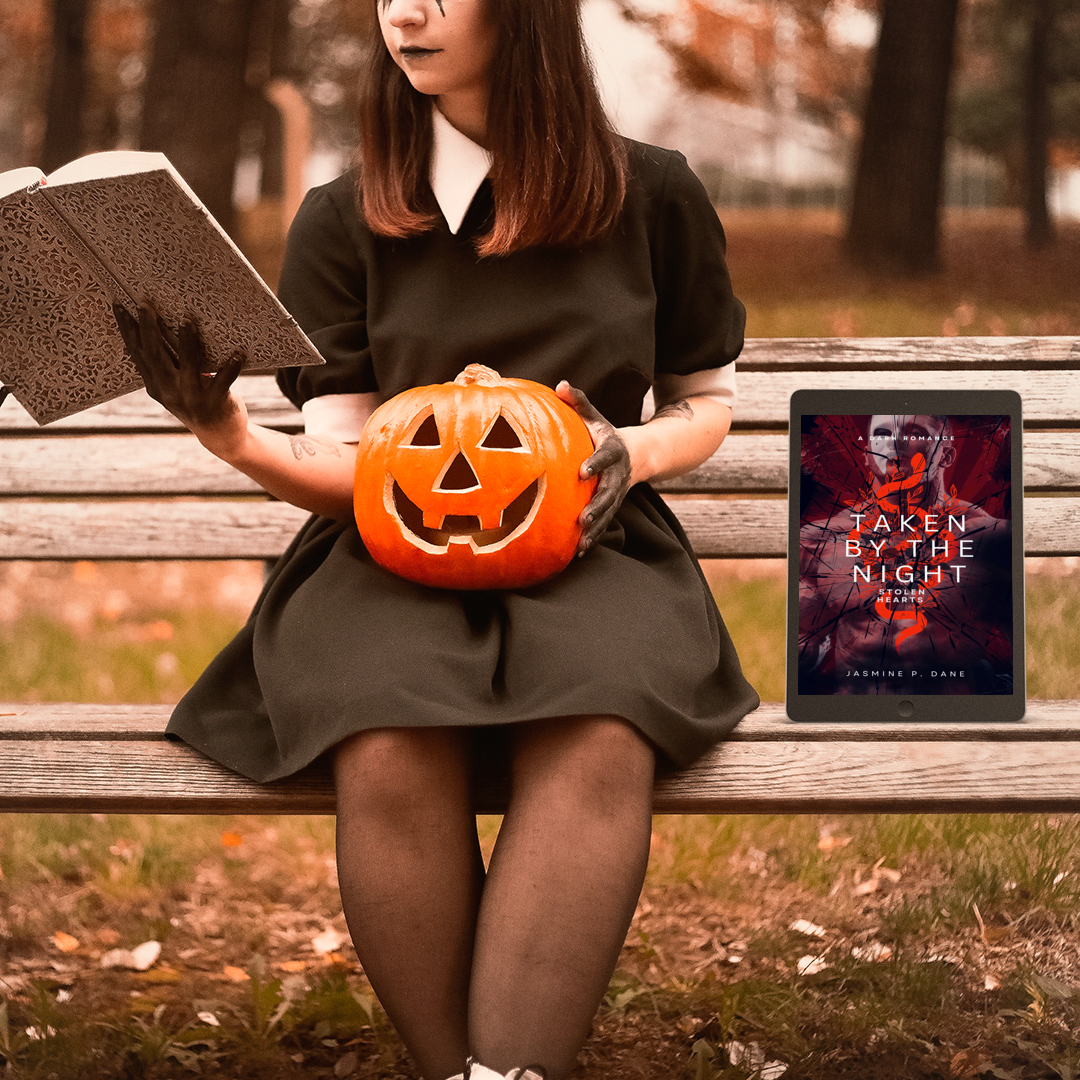 🍁Dark Romance Book Box: Dark & Spicy Reads, Fall Themed Merch