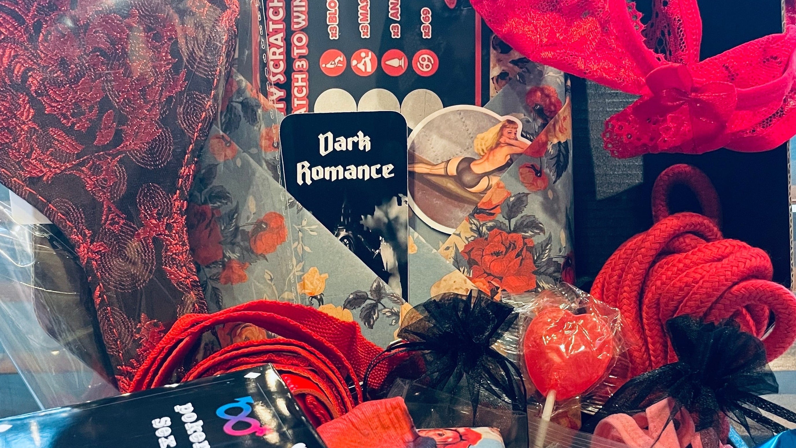 限定マット額装品/コムデギャルソン Dark Romance Limited Time SALE: M+Annual VIP Membership (skip the waitlists