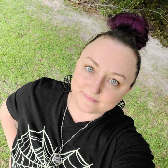 Heart Spider Web Tee - Unisex Shirt